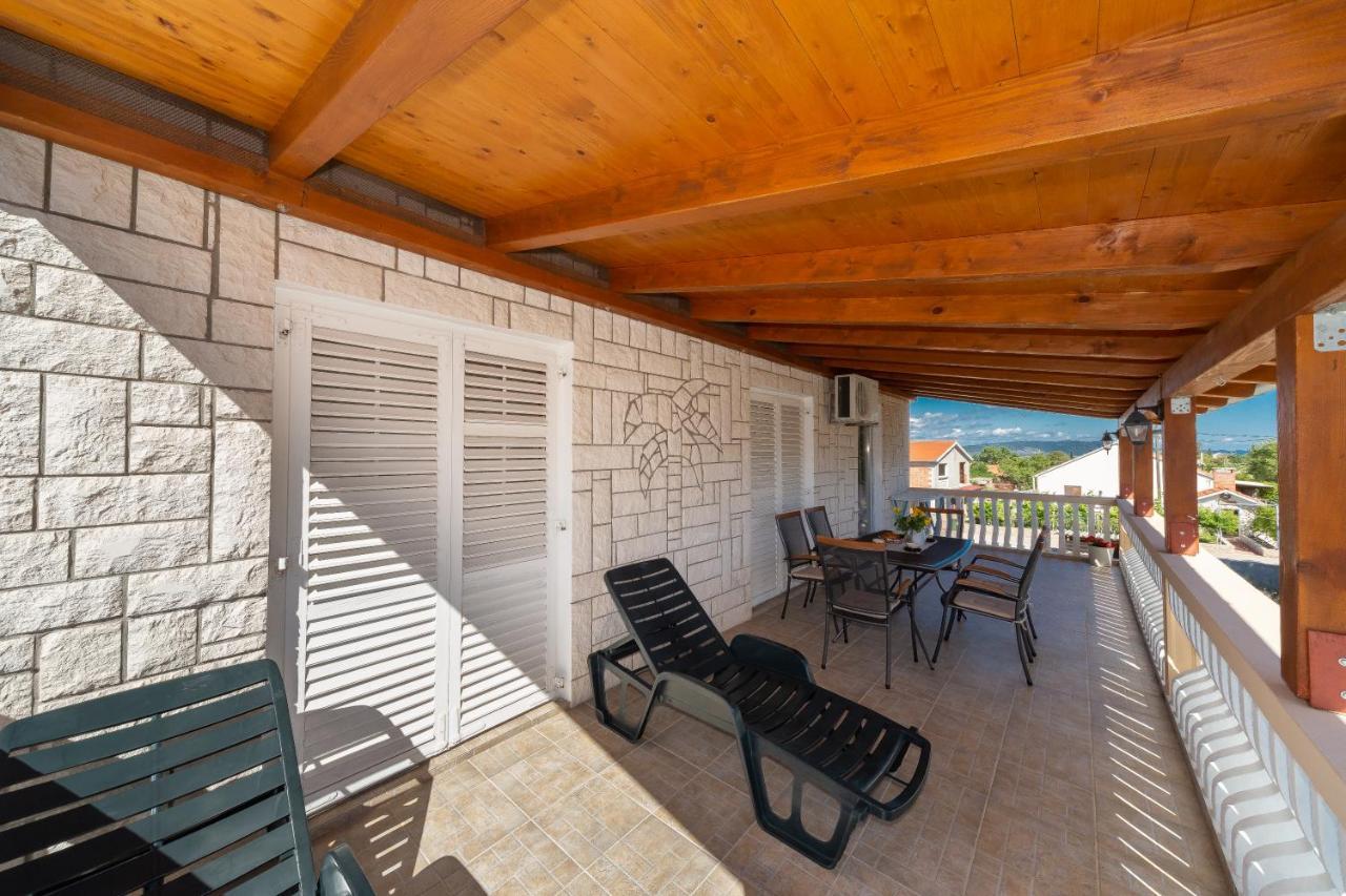 Apartmani Dada Biograd na Moru Kültér fotó