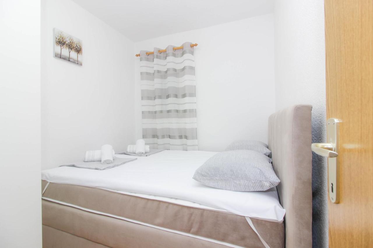 Apartmani Dada Biograd na Moru Kültér fotó